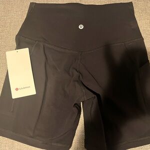 Lululemon Align 6” Black Bike Shorts with Pockets- size 8